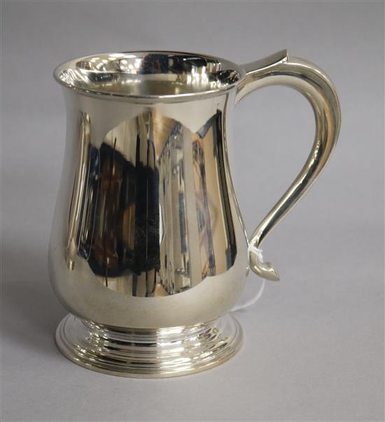 A 1950s silver mug, William Suckling Ltd, Birmingham, 1955, 10 oz.